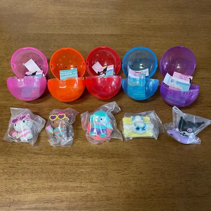 [BUNJANG] Sanrio Swimming Figure Gacha Set - Tanning Kitty, Hangyodon, Cinnamoroll / 산리오 모두 함께 스위밍 피규어 가챠 세트 태닝키티 한교동 시나모롤