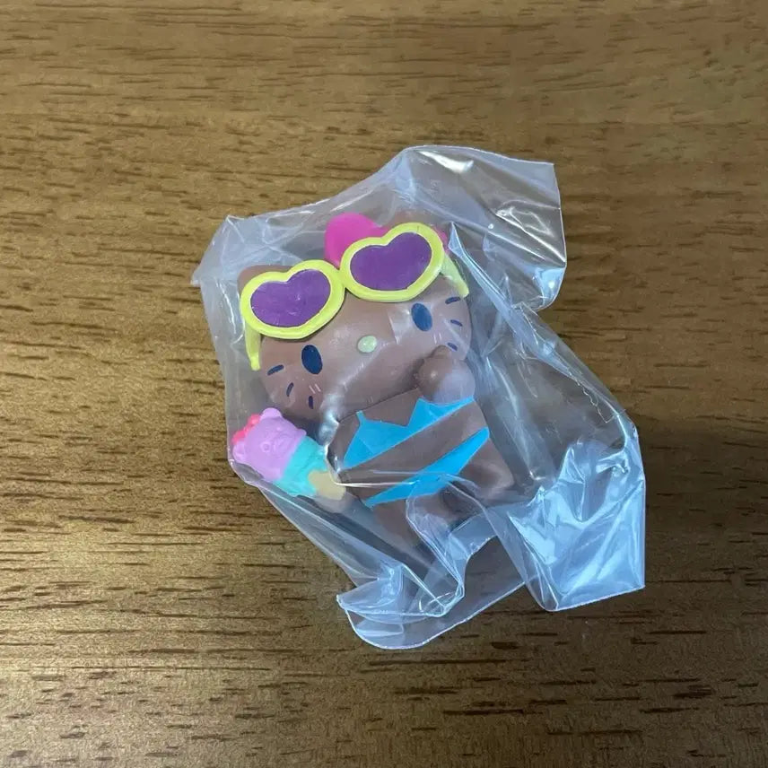 [BUNJANG] Sanrio Swimming Figure Gacha Set - Tanning Kitty, Hangyodon, Cinnamoroll / 산리오 모두 함께 스위밍 피규어 가챠 세트 태닝키티 한교동 시나모롤