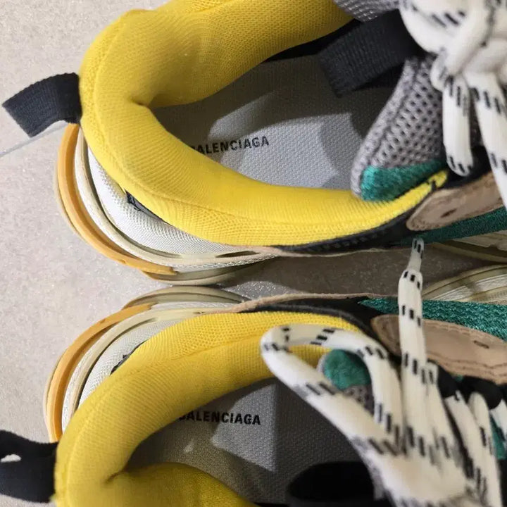 [BUNJANG] Balenciaga Triple S Sneakers / 발렌시아가 트리플s