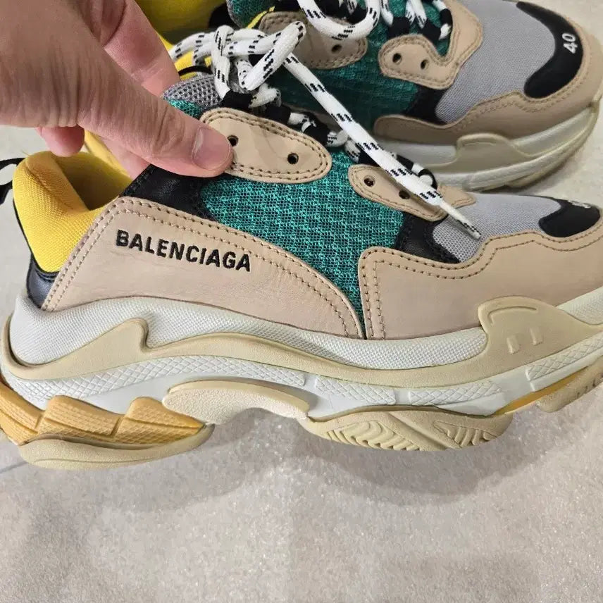 [BUNJANG] Balenciaga Triple S Sneakers / 발렌시아가 트리플s