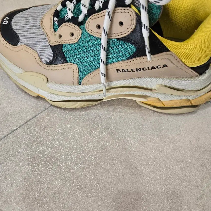 [BUNJANG] Balenciaga Triple S Sneakers / 발렌시아가 트리플s