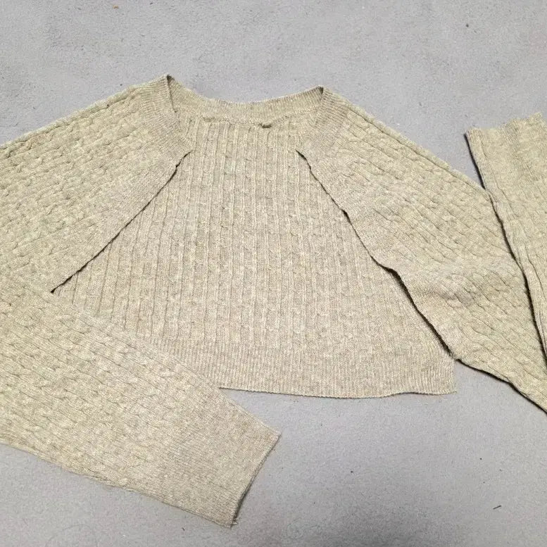 [SOLD OUT] 볼레로 니트 가디건 새거 66까지