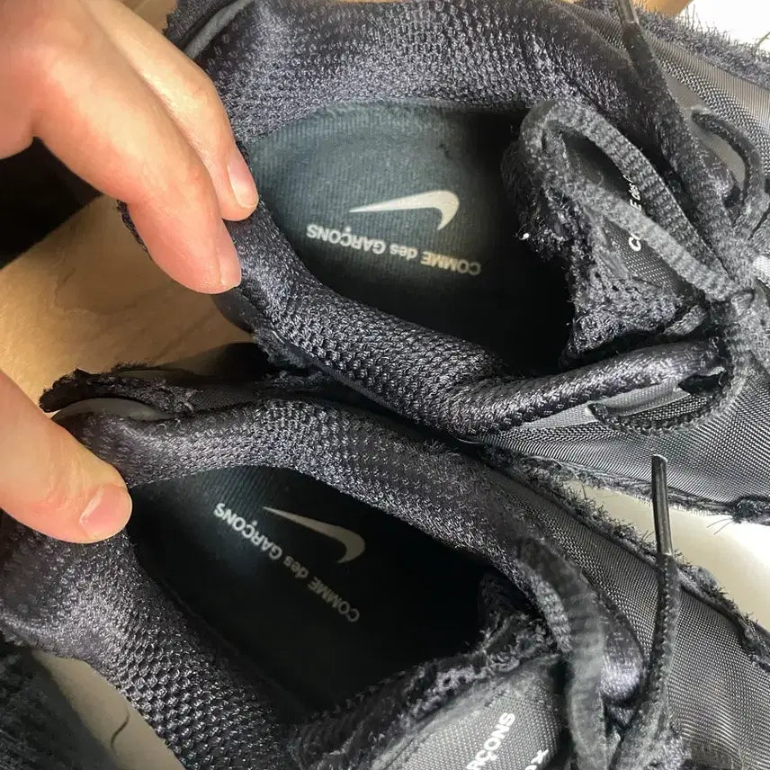 [BUNJANG] Comme des Garcons Nike Shox Black Sneakers / 꼼데 나이키 샥스 280판매