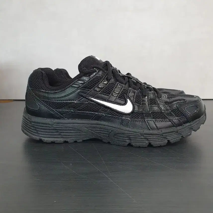 [BUNJANG] Nike P-6000 Black (240) / 나이키 P - 6000 블랙 (240)