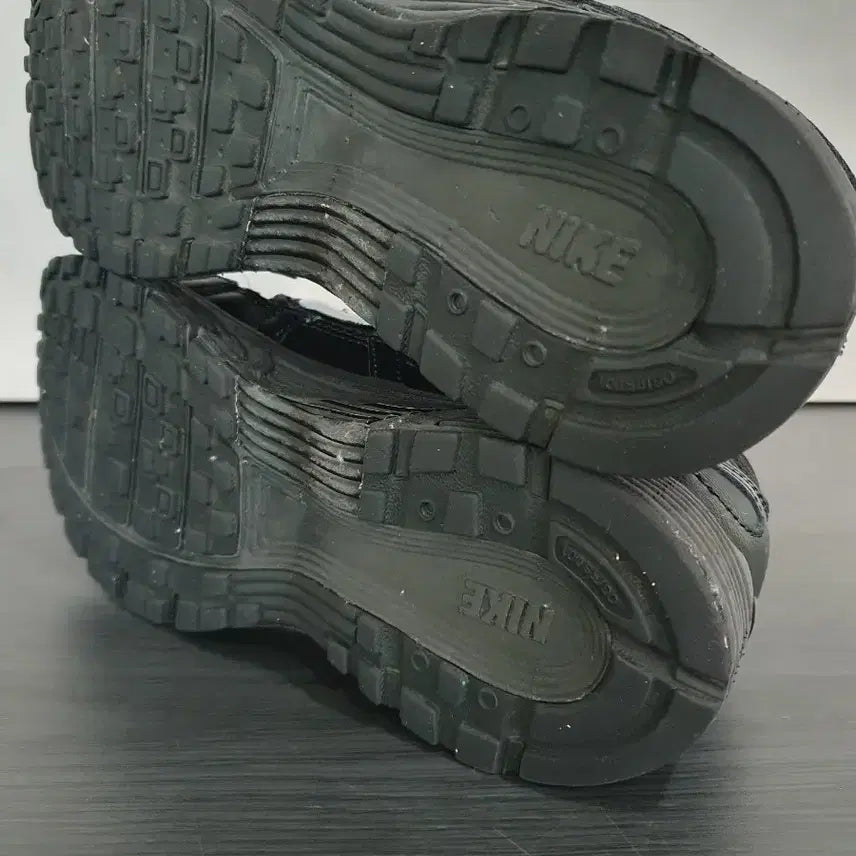[BUNJANG] Nike P-6000 Black (240) / 나이키 P - 6000 블랙 (240)