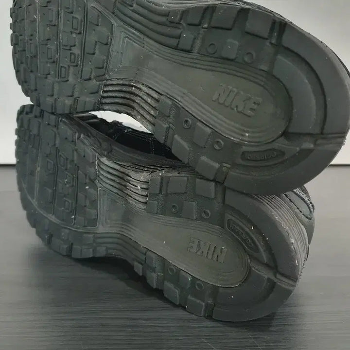 [BUNJANG] Nike P-6000 Black (240) / 나이키 P - 6000 블랙 (240)