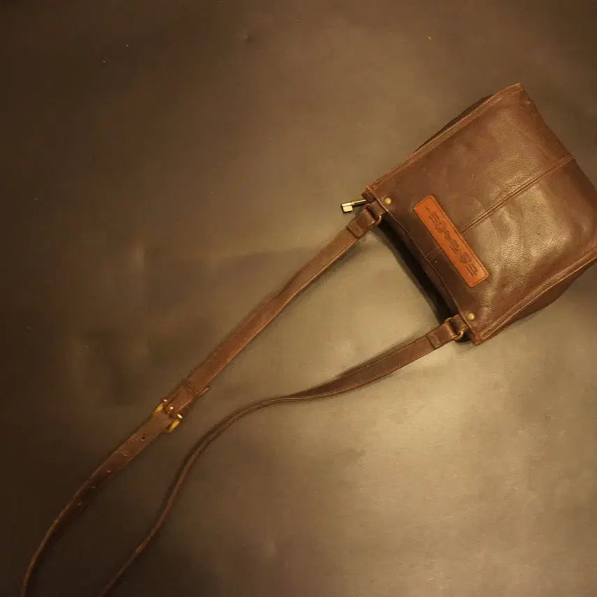 [BUNJANG] Fossil Vintage Leather Crossbody Bag / 7108 파슬가방 크로스백 미니백 미니가방 가죽백 가죽가방 빈티지가방