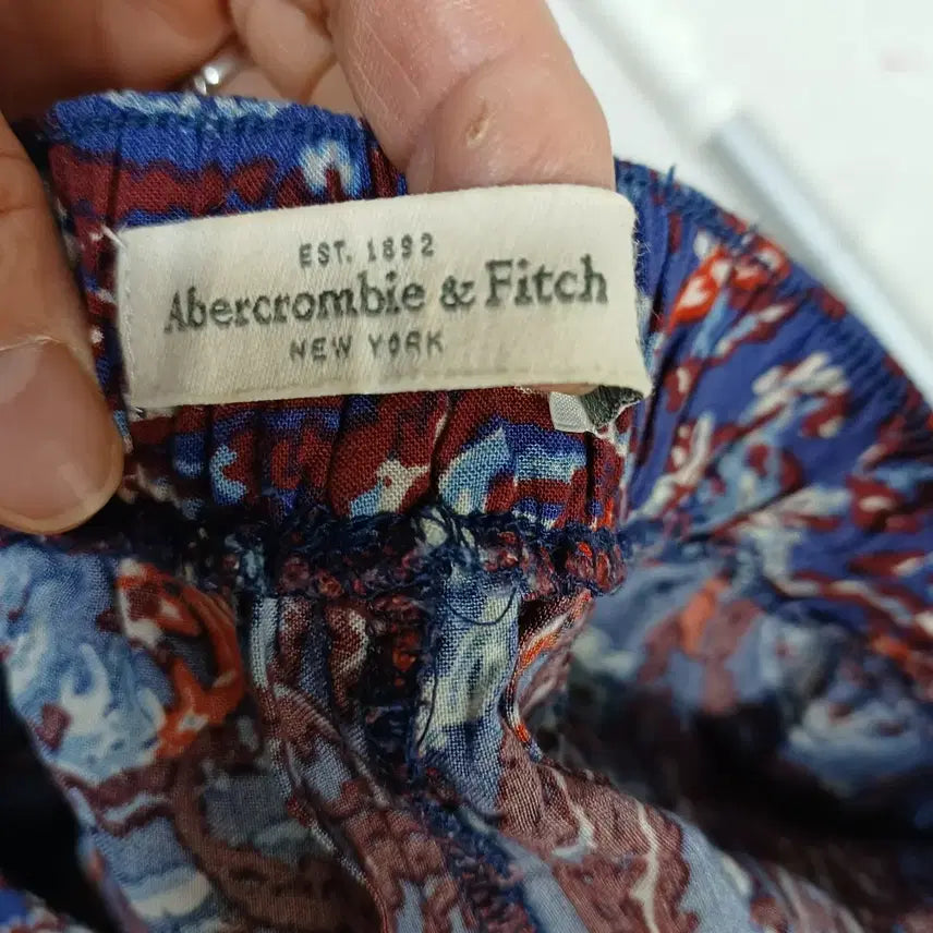 [BUNJANG] Paisley Pattern Women's Slacks / 페이즐리 패턴 여성 바지27~28사이즈봄여틈  63007