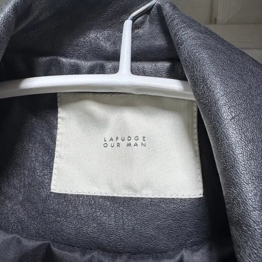 [BUNJANG] Lafarge Store Buffing Leather Minimal Bomber Jacket / 라퍼지스토어 버핑레더 미니멀 봄버 블루종