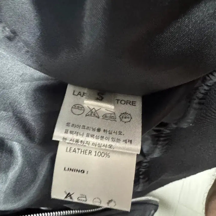 [BUNJANG] Lafarge Store Buffing Leather Minimal Bomber Jacket / 라퍼지스토어 버핑레더 미니멀 봄버 블루종