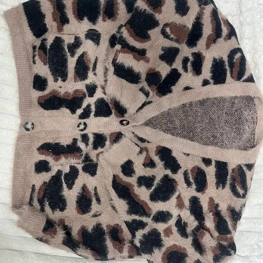 [BUNJANG] Leopard Print Faux Fur Cardigan / 갸루 가디건