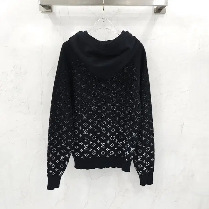 [BUNJANG] Louis Vuitton Monogram Gradient Knit Hoodie / XS / 루이비통 모노그램 그라데이션 니트 후드 1AA4Y5