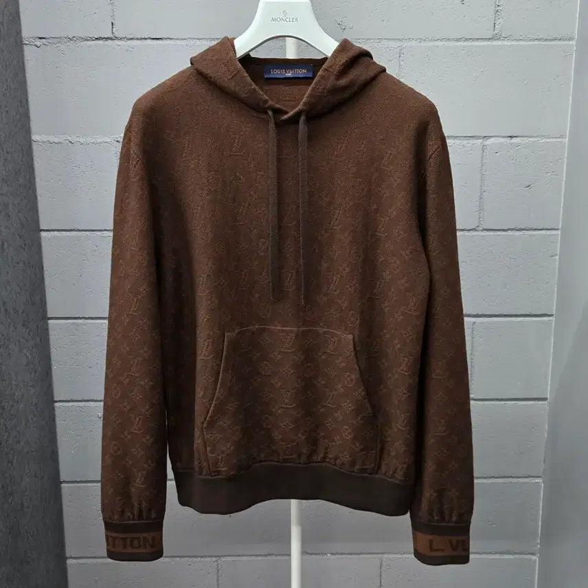 [SOLD OUT] [ 정품 ] 루이비통 LV 모노그램 니트 후드 M