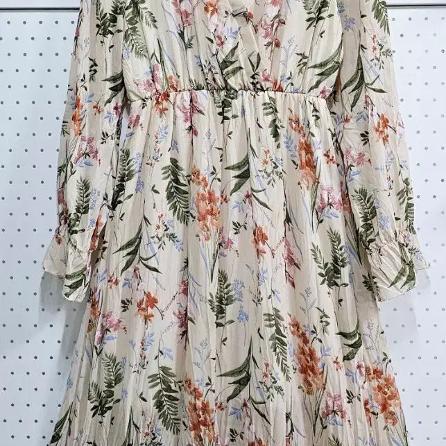 [BUNJANG] Floral Chiffon V-neck Long Dress / 플라워 쉬폰원피스 V넥 허리밴딩 롱원피스