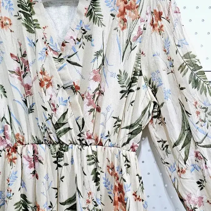 [BUNJANG] Floral Chiffon V-neck Long Dress / 플라워 쉬폰원피스 V넥 허리밴딩 롱원피스