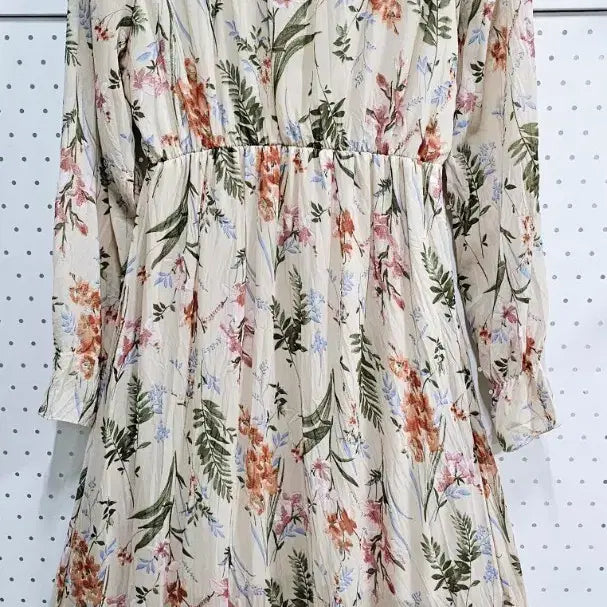 [BUNJANG] Floral Chiffon V-neck Long Dress / 플라워 쉬폰원피스 V넥 허리밴딩 롱원피스