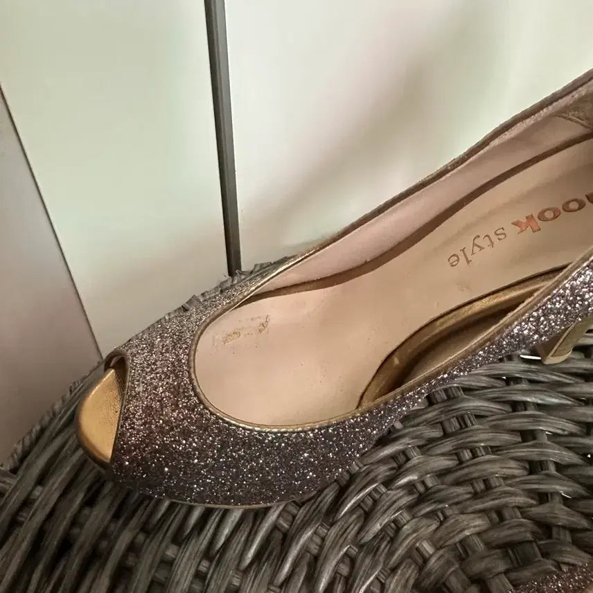 [BUNJANG] Mook Style Glitter Open Toe Pumps / mook style 무크 글리터 오픈토펌프