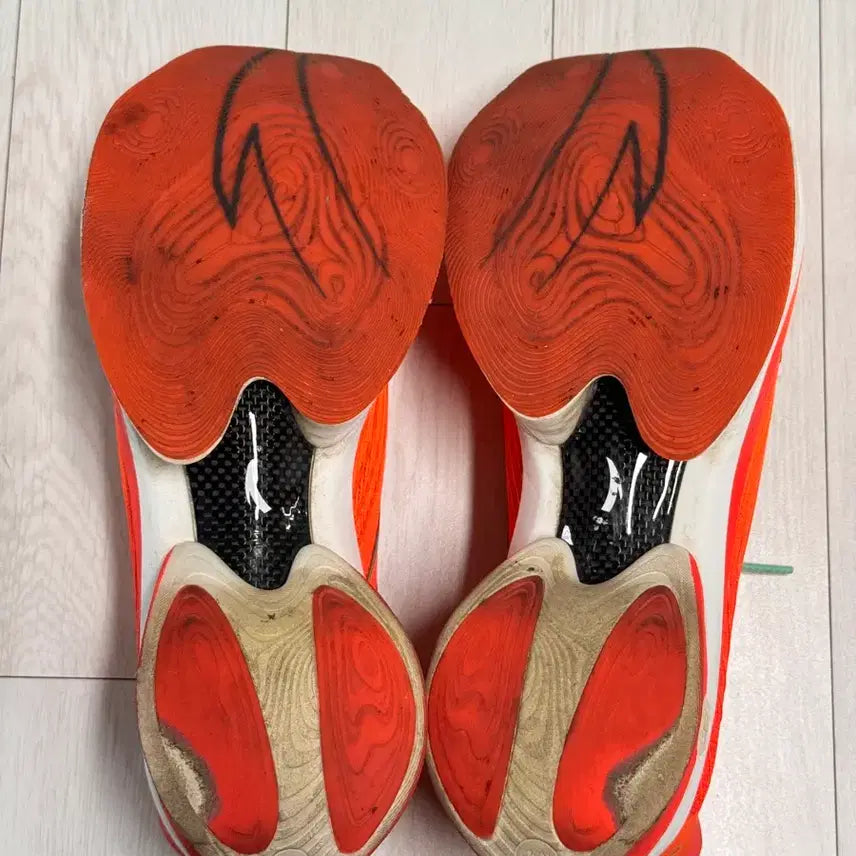 [SOLD OUT] 안타 챌린저 10 PRO 오렌지 260 런닝화