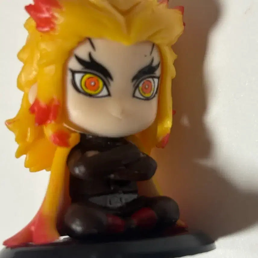 [BUNJANG] Demon Slayer Rengoku Kyoujurou Mini Figure / 렌고쿠 쿄쥬로 미니피규어