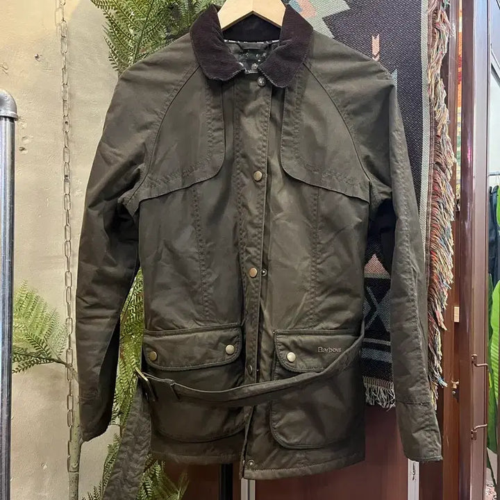 [SOLD OUT] 바버 엠블사이드 여성 왁스 퀄팅 자켓 