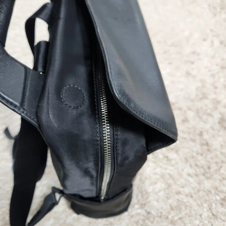 [BUNJANG] Mandarin Duck Leather Backpack Unisex / (빈티지박스) 만다리나덕 정품 가죽 백팩 남녀공용