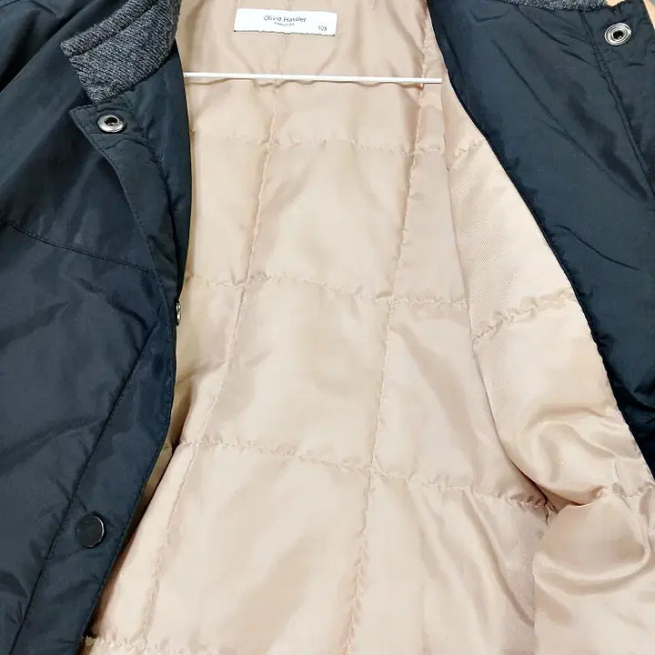 [SOLD OUT] Olivia Hassler 하이넥 블랙 경량 패딩 자켓 105