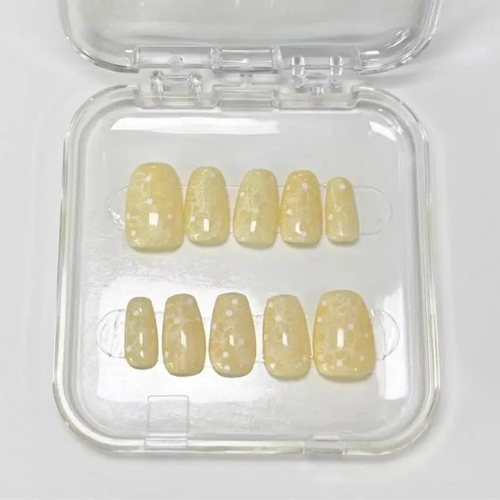 [BUNJANG] Custard Spring Lace Handmade Nail Tips / 커스터드 봄 레이스 수제네일팁