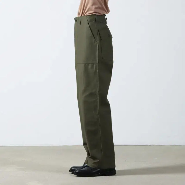 [BUNJANG] Shiota 24AW Baker Pants Dark Olive / 24AW 시오타 베이커팬츠 다크올리브 5