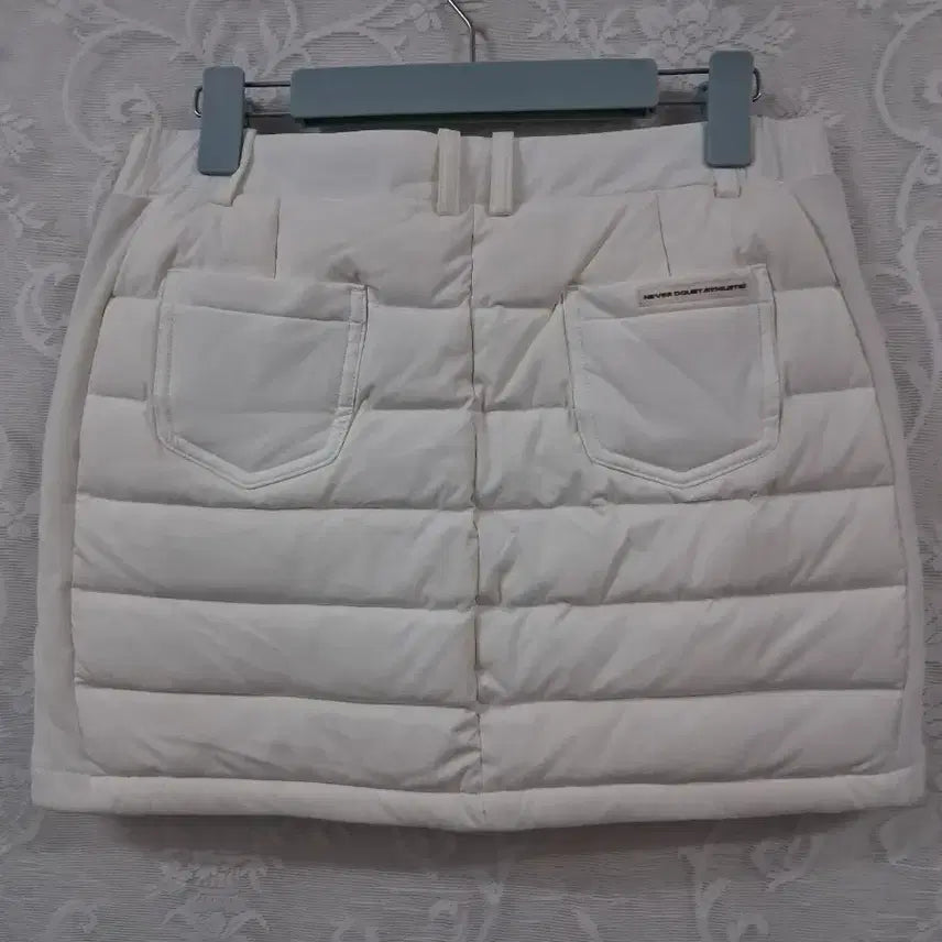 [SOLD OUT] 패딩 미니 스커트 (새상품)