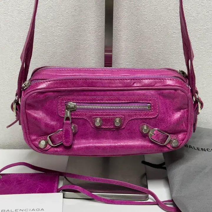 [BUNJANG] Balenciaga Giant Two Zipper Shoulder Bag / 발렌시아가 자이언트 투 지퍼 숄더백
