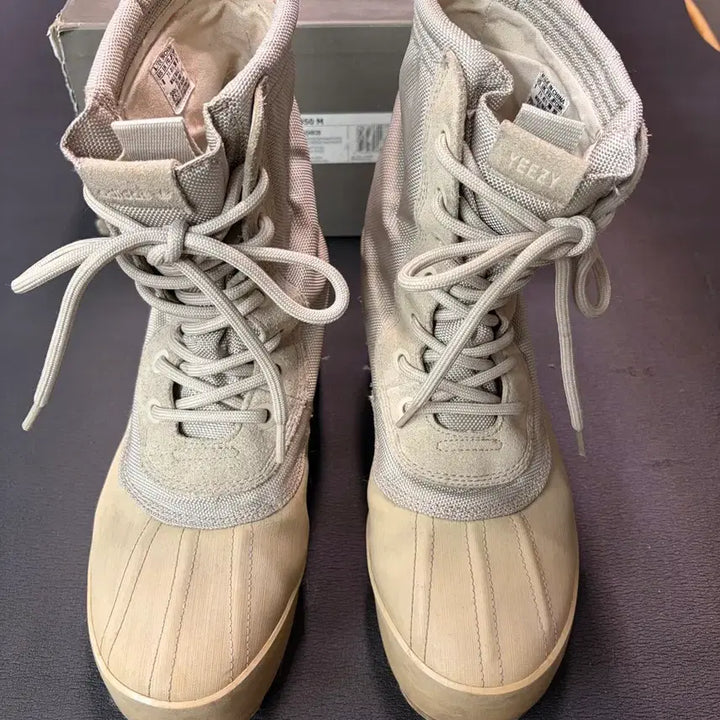 [BUNJANG] Adidas Yeezy 950 Coyote Boots / 이지 950 피요테