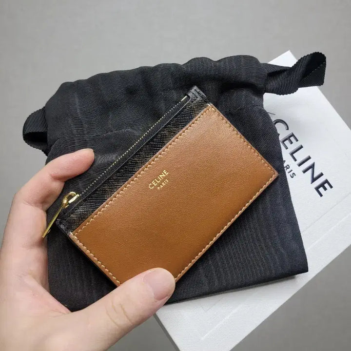 [BUNJANG] Celine Triomphe Zip Card Wallet / 셀린느 트리옹프 지퍼 카드지갑