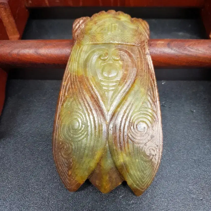 [BUNJANG] Jade Cicada Sculpture / 옥 매미 조각상