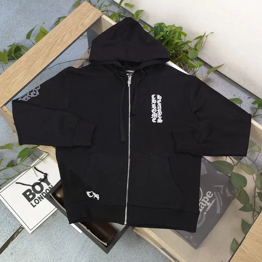 [BUNJANG] Chrome Hearts Logo Zip-up Hoodie / 크롬하츠 후드 집업 블랙색상 로고 후드
