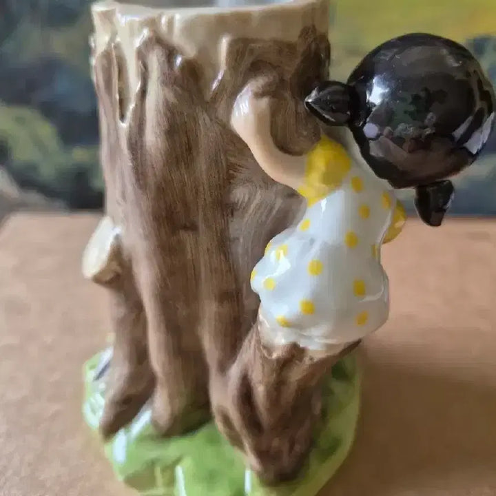 [BUNJANG] Yo Eop Development Figurine: Girl and Dog / 요업개발 피겨린   숨바꼭질하는 소녀와 강아지