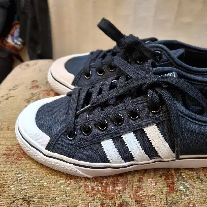 [BUNJANG] Adidas Black Sneakers / 아디다스 블랙 스니커즈 운동화