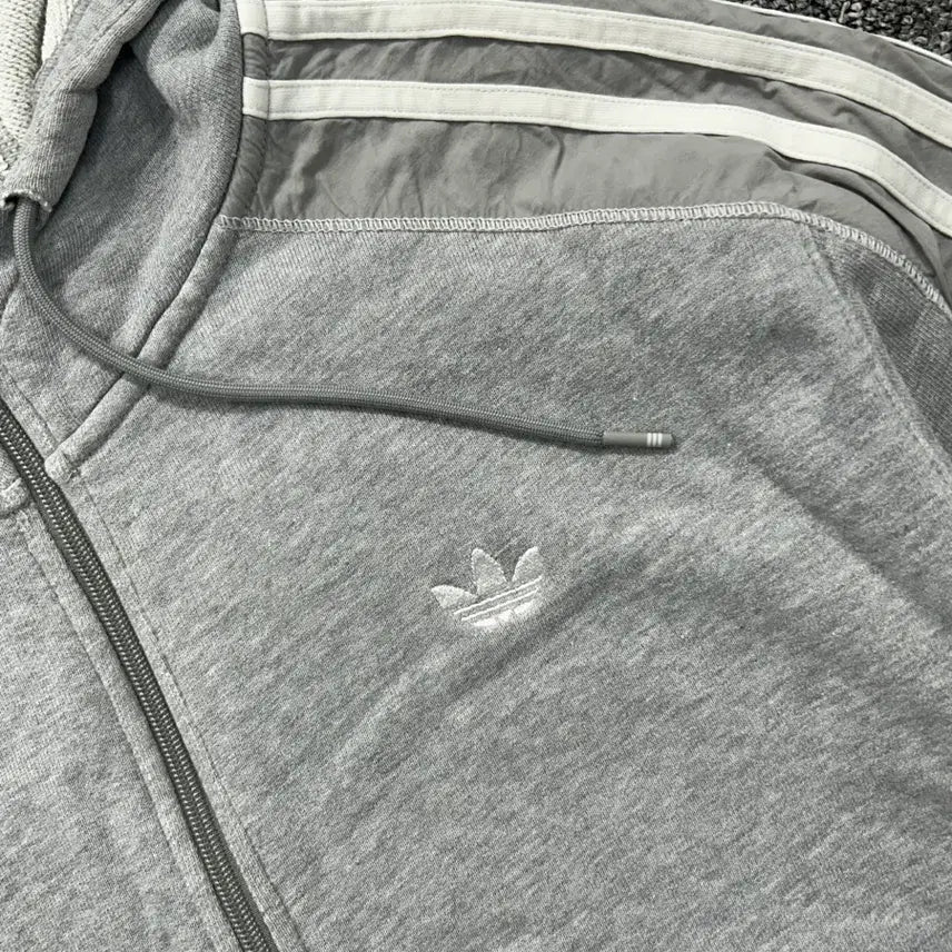 [BUNJANG] Adidas Firebird Hoodie Zip-up (Gray) - Size L / 아디다스 그레이 파이어버드 후드집업 L