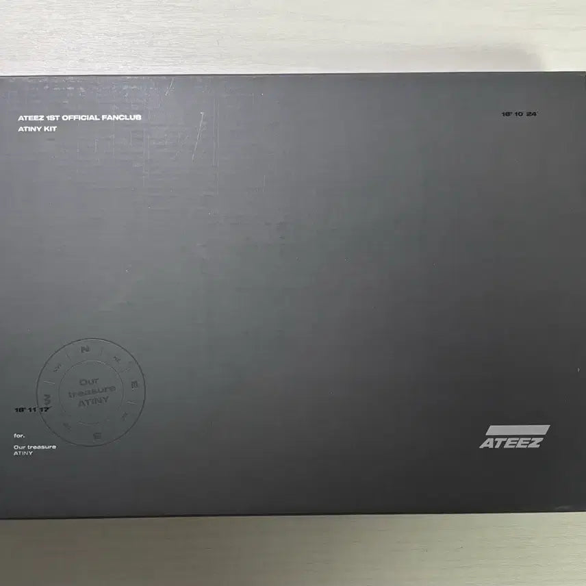 [BUNJANG] ATEEZ Official 1st &amp; 2nd Generation Fanclub Kit Bundle Set / 에이티즈 공식 1기, 2기 양도