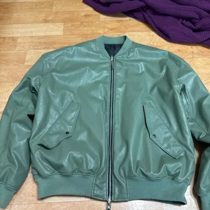 [BUNJANG] Birthday Suit Olive Leather Jacket (M) / 벌스데이수트 레더 올리브 자켓 M