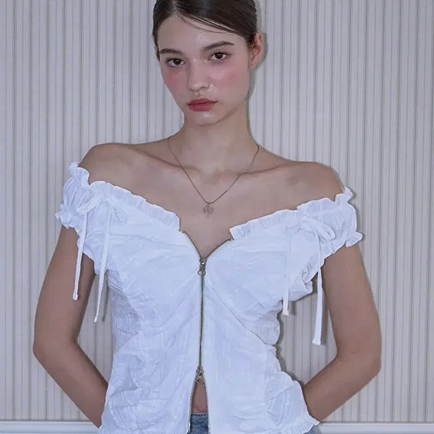 [BUNJANG] Rosee Franz Two-way Frill Ribbon Sleeveless Top / 로제프란츠 Two-way Frill Ribbon Sleeveless [W