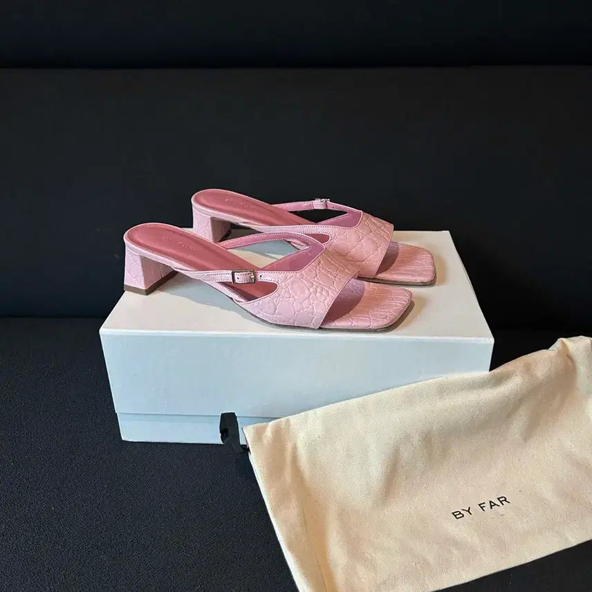 [BUNJANG] By Far Mule 38 Heel Shoes / [유일매물] By far 바이파 뮬 38 사이즈 / 힐 슈즈
