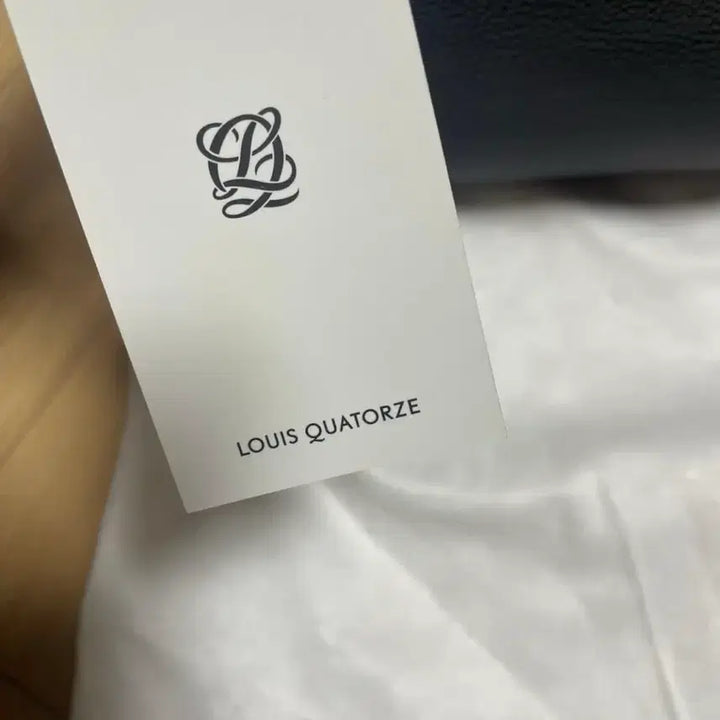 [BUNJANG] Louis Quatorze Black Leather Shoulder Bag / <새상품> 루이까또즈 블랙가죽숄더백