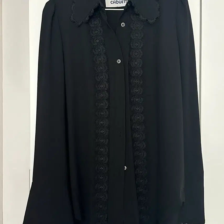 [SOLD OUT] 럭키슈에뜨 레이스 블라우스 블랙