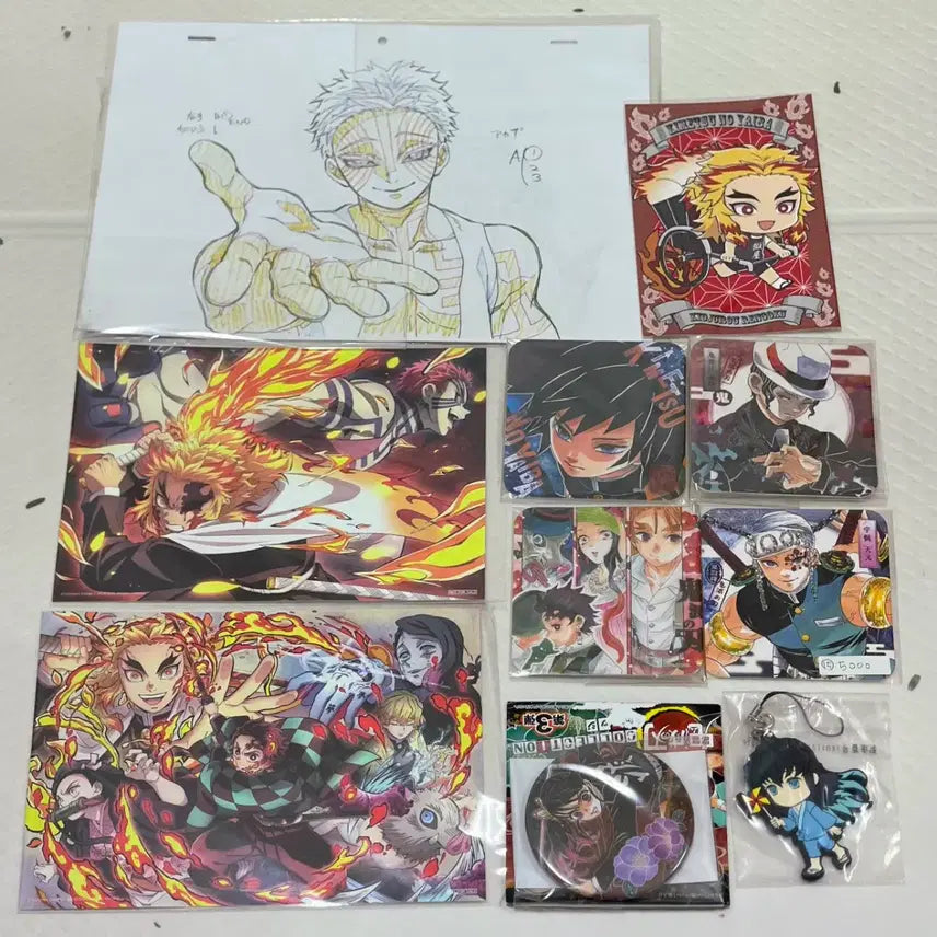 [BUNJANG] Demon Slayer Goods Bundle Set / [반택가능]귀멸의 칼날 굿즈 일괄