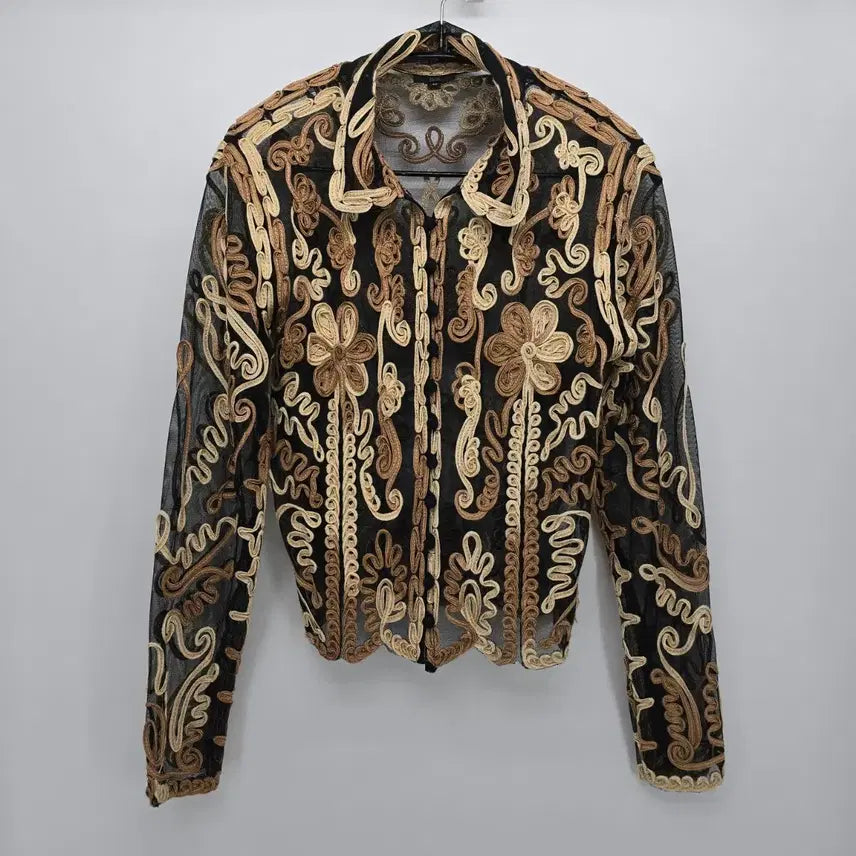 [BUNJANG] Ika Embroidered Mesh Blouse / 시스루 자수 패턴 블랙 메쉬 브라우스 [B30111]