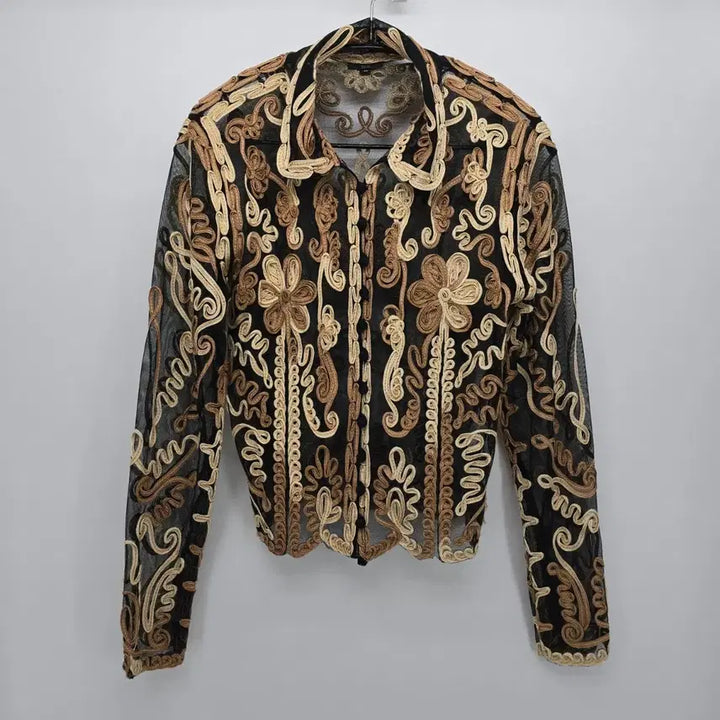 [BUNJANG] Ika Embroidered Mesh Blouse / 시스루 자수 패턴 블랙 메쉬 브라우스 [B30111]
