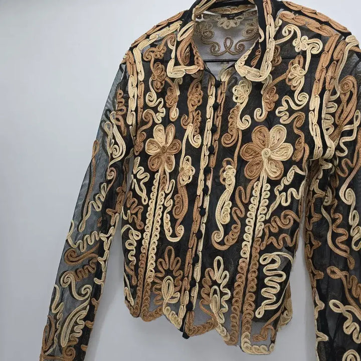 [BUNJANG] Ika Embroidered Mesh Blouse / 시스루 자수 패턴 블랙 메쉬 브라우스 [B30111]
