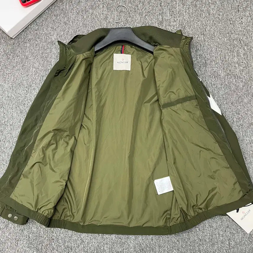 [BUNJANG] Moncler Nylon Windbreaker Jacket Unisex / 몽클레어 후드 집업 바람막이 엠자로고 와팬로고 나일론 남녀공용