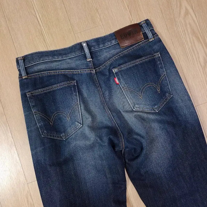 [BUNJANG] Edwin Japan Made Blue Washed Denim Pants / 에드윈 재팬 메이드 블루 워싱 데님 팬츠