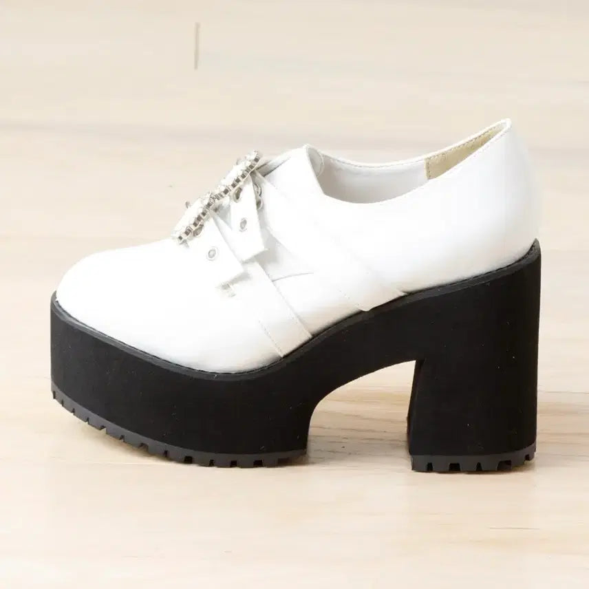 [BUNJANG] Ata Girl White Platform Heels / 아타걸 화이트 통굽 구두 양산형 지뢰계 버블즈 노에미